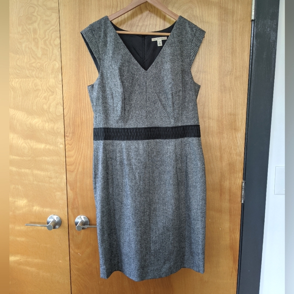 Like NEW! Banana Republic black/white dress
